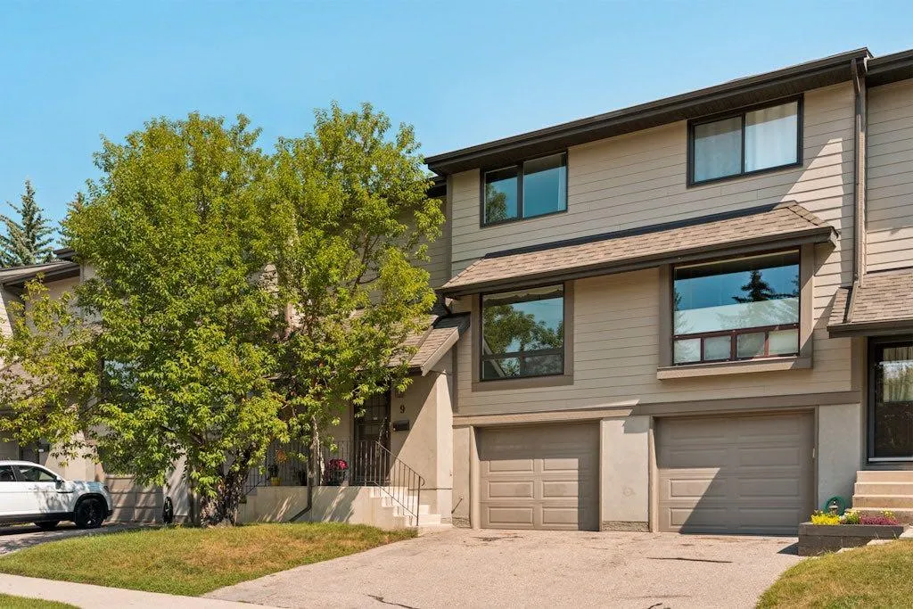 5019 46 Sw Avenue Unit 9, Calgary
