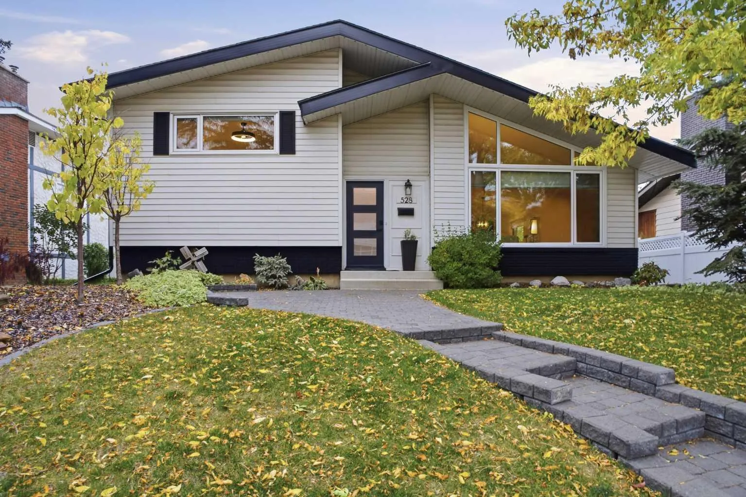 528 Willacy Se Drive, Calgary