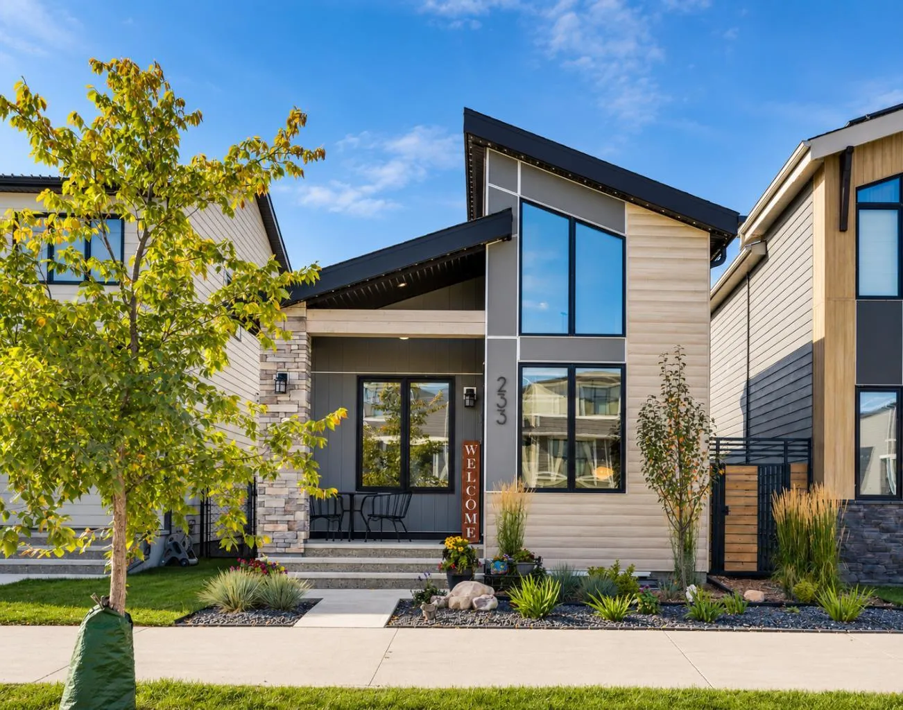 233 Haskayne Nw Drive, Calgary