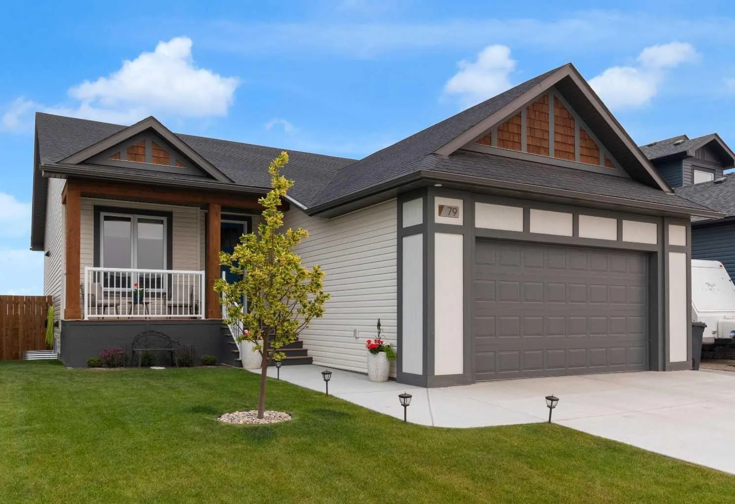 79 Vincent Crescent, Olds