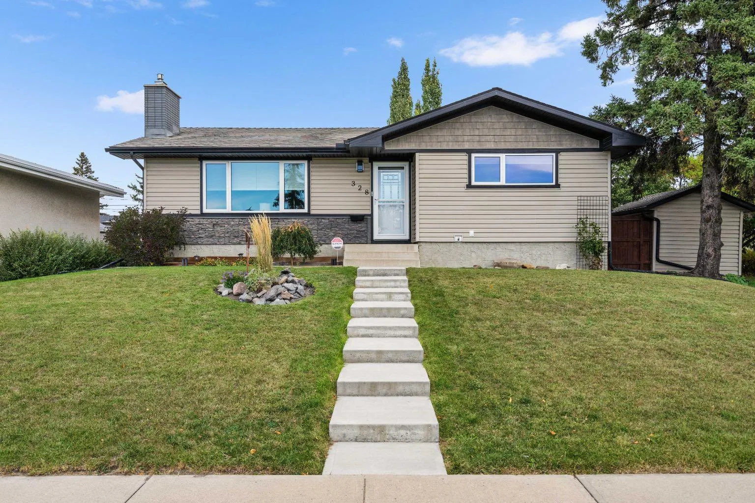328 19 Ne Street, Calgary