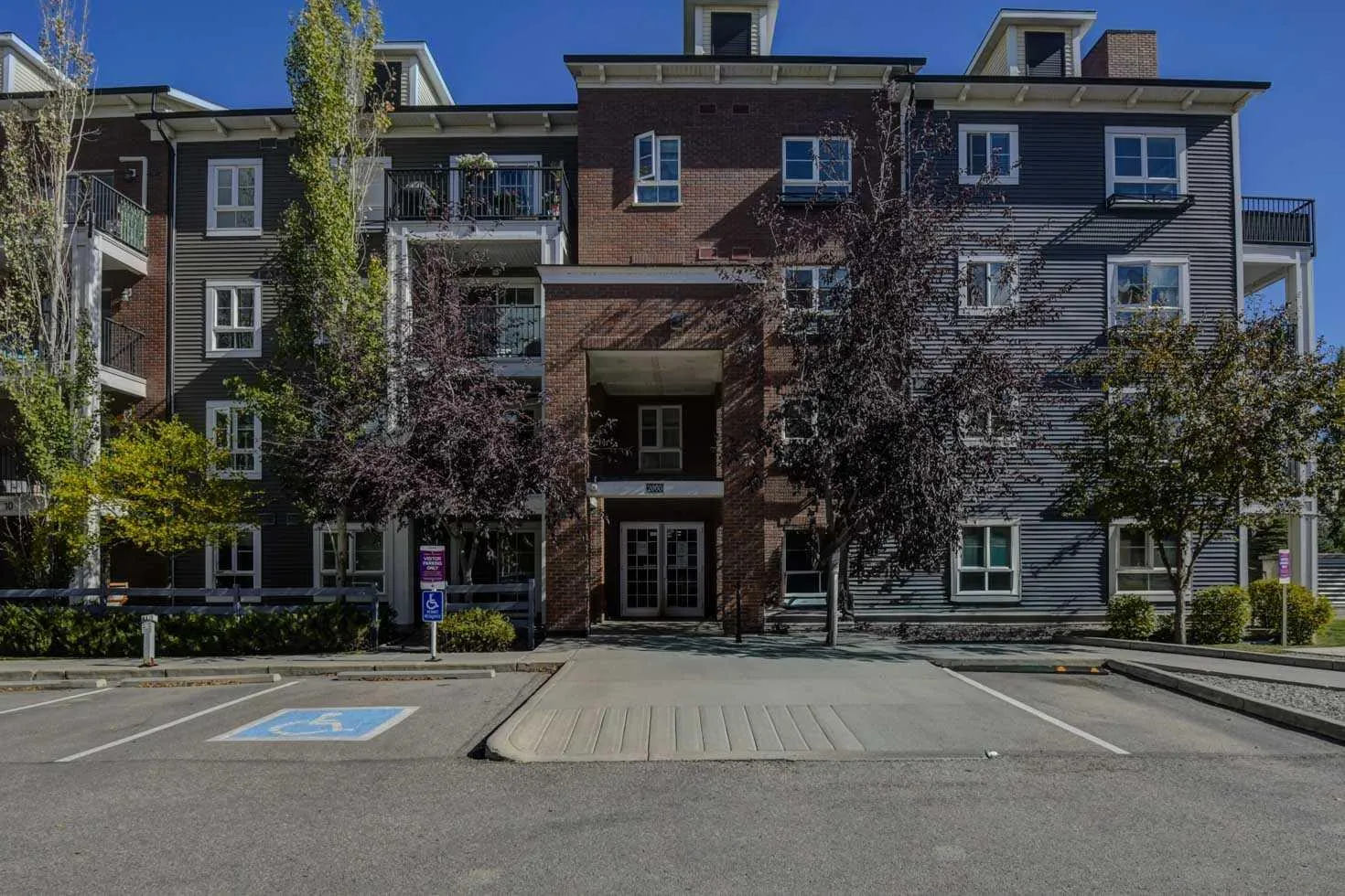 279 Copperpond Se Common Unit 2108, Calgary