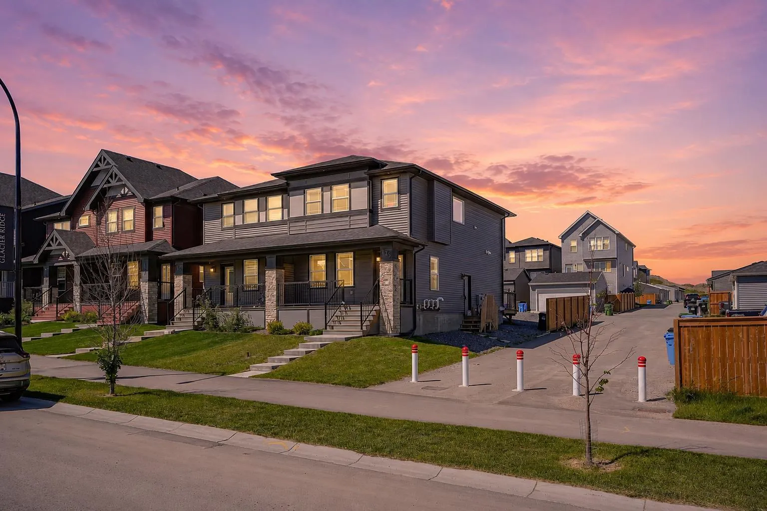 125 Edith Nw Gate, Calgary