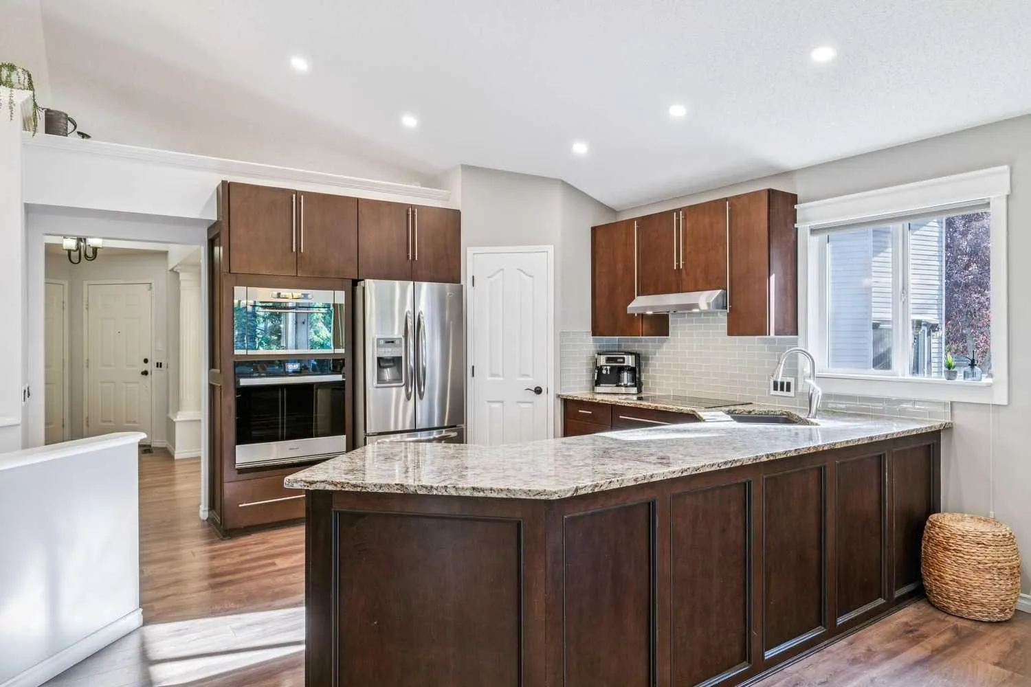 36 Hidden Ranch Nw Mews, Calgary