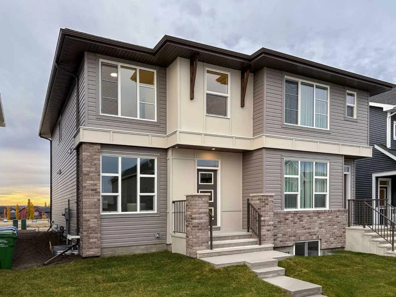 157 Silver Spruce Sw Road, Calgary