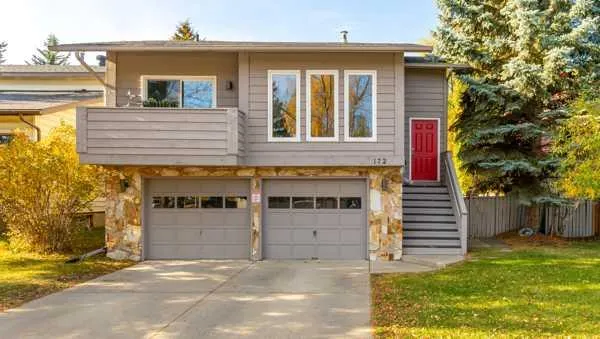 172 Woodhaven Drive, Okotoks