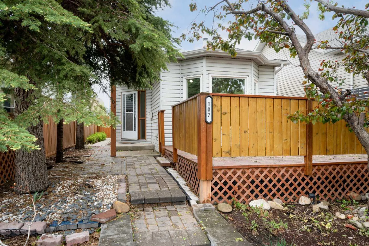 107 Tararidge Ne Close, Calgary