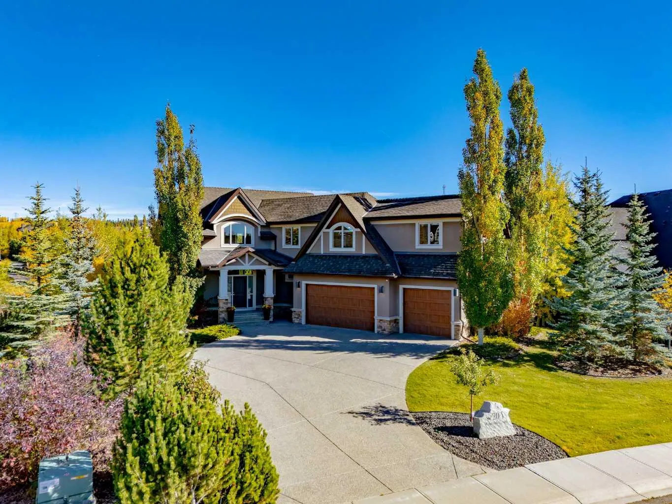 206 Waterside Court, Rocky View County