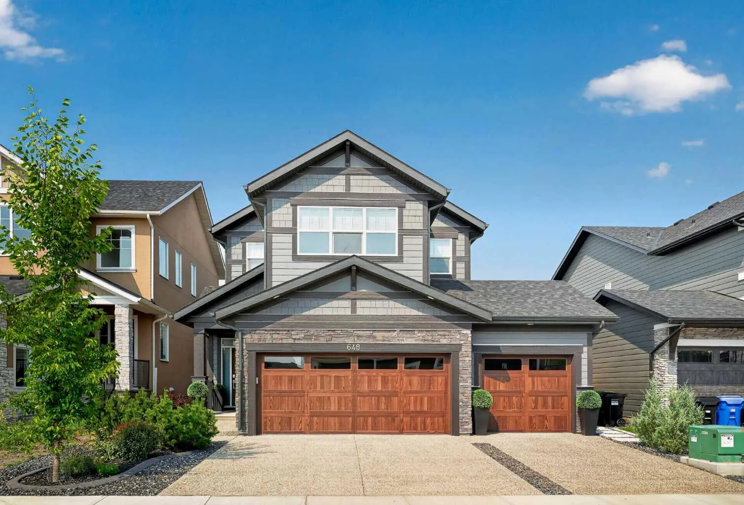 648 Legacy Woods Se Circle, Calgary