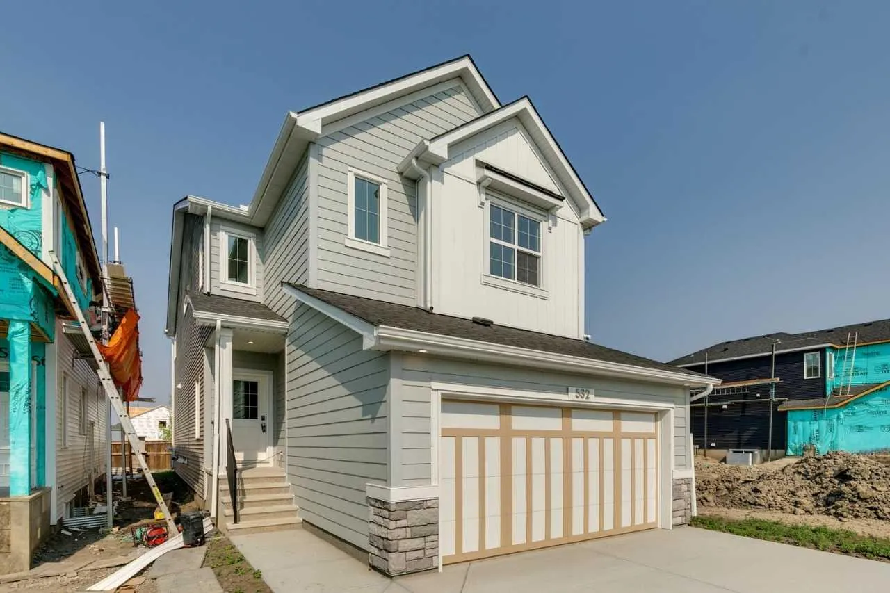 532 Buffaloberry Se Manor, Calgary