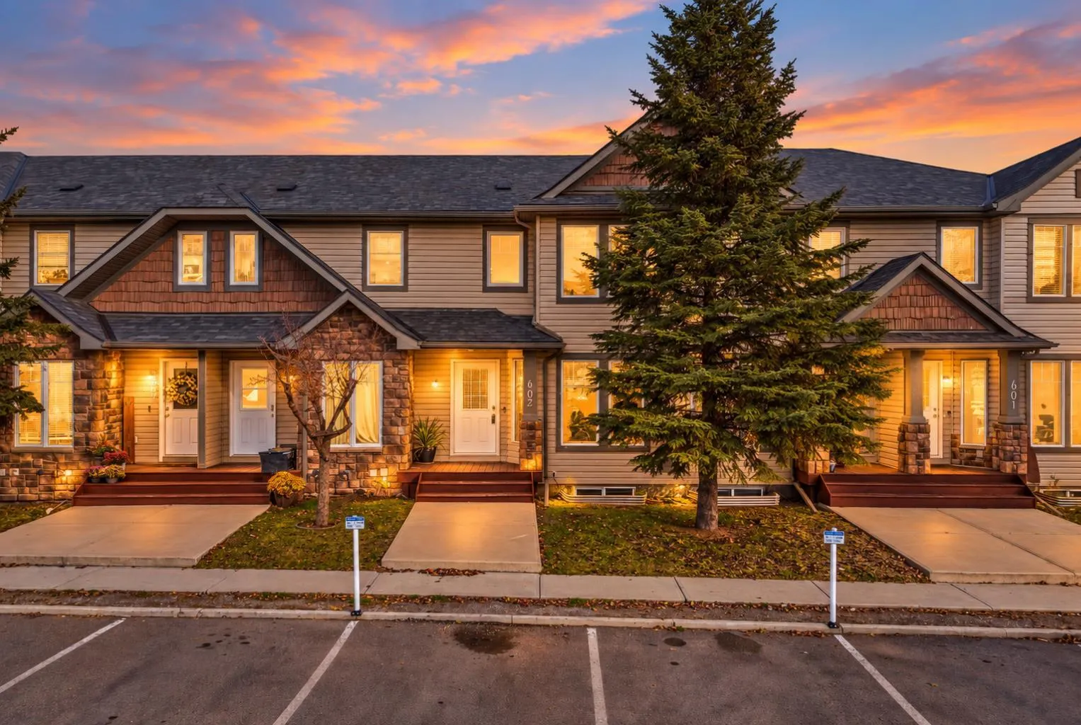 2445 Kingsland S Road Unit 403, Airdrie