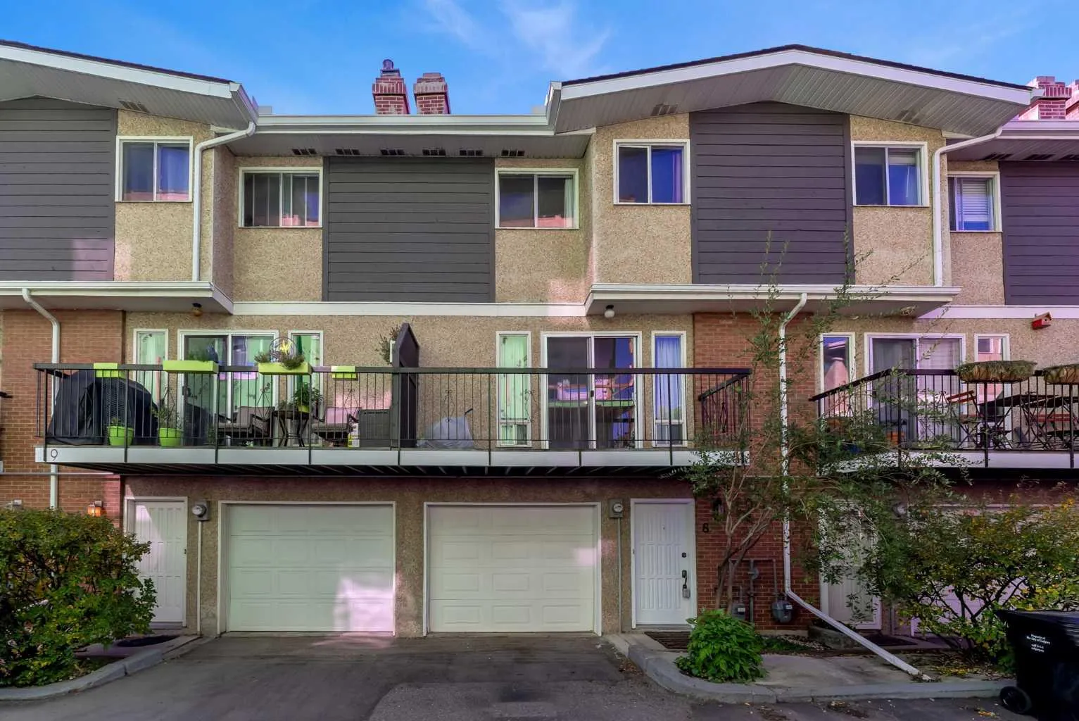 643 4 Ne Avenue Unit 8, Calgary
