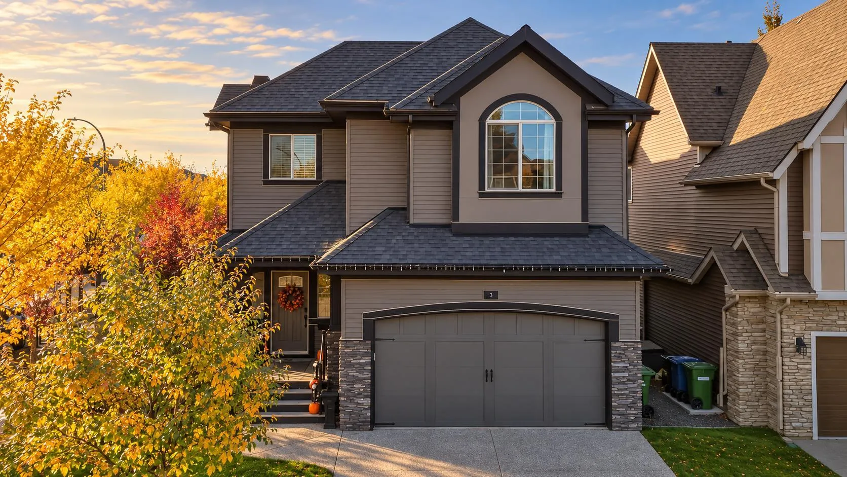 3 Cooperstown Sw Row, Airdrie