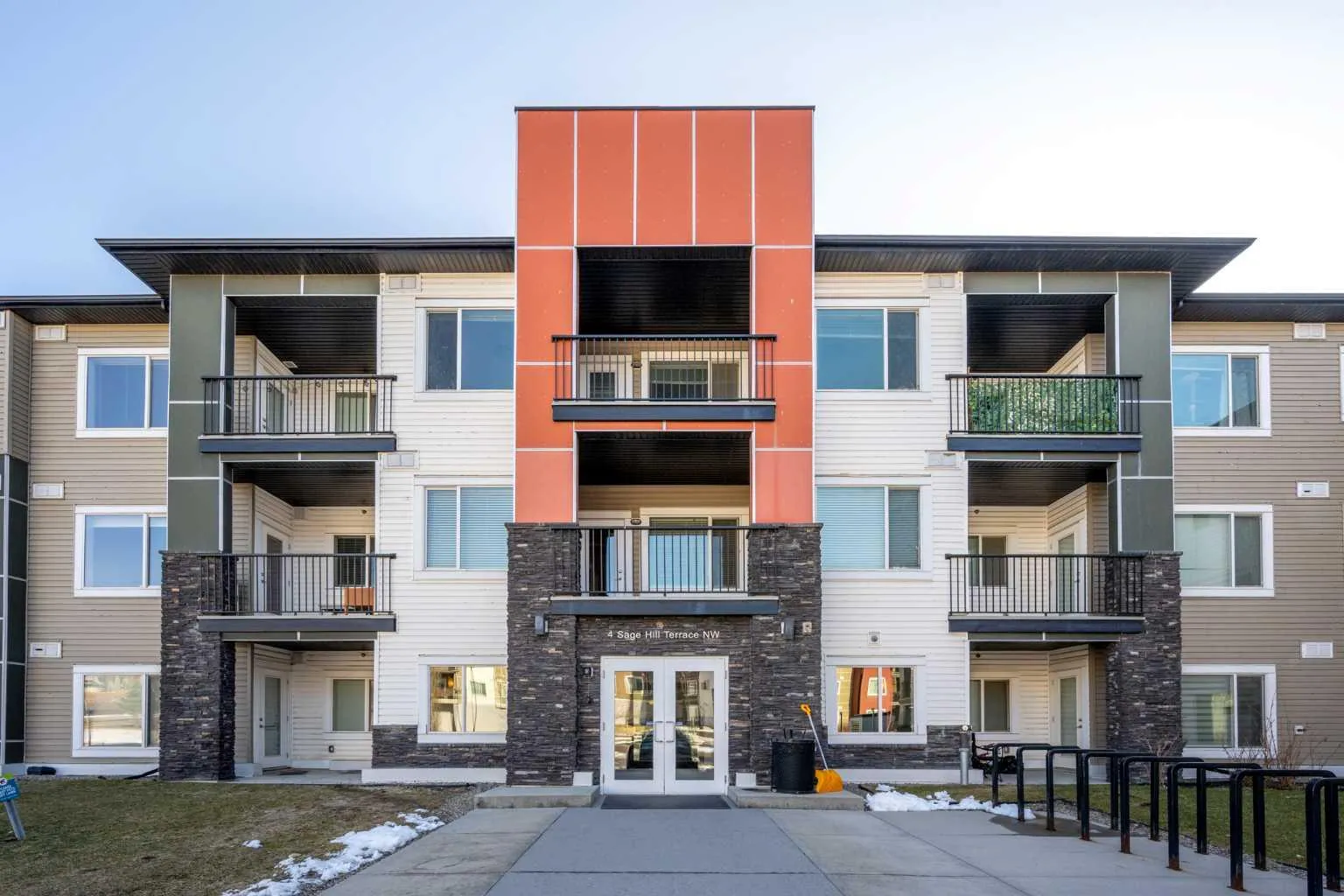 4 Sage Hill Nw Terrace Unit 303, Calgary