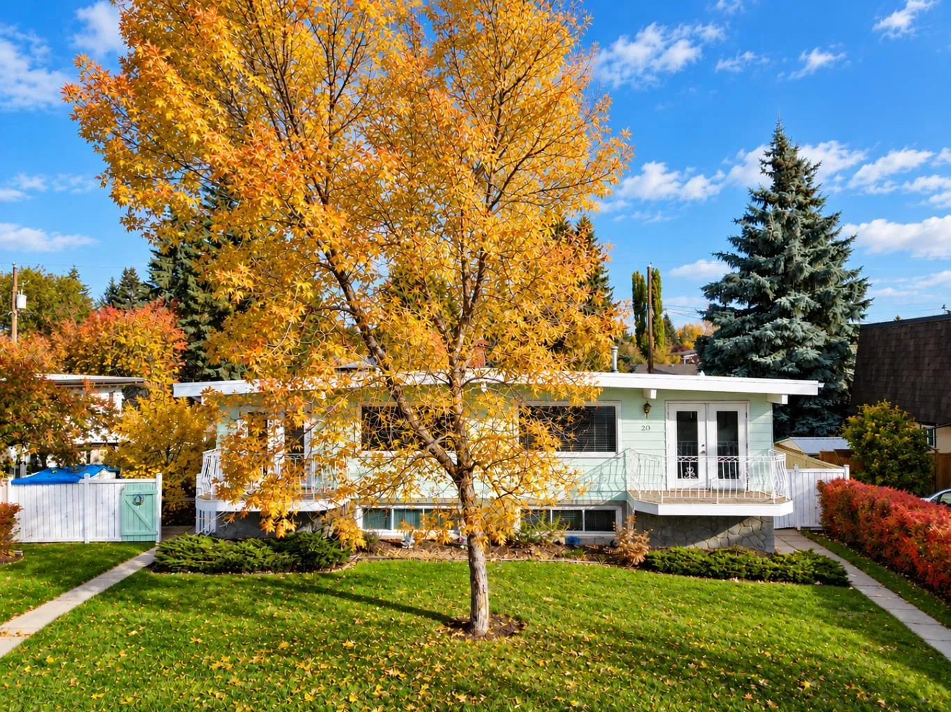 20 Silver Springs Nw Drive, Calgary