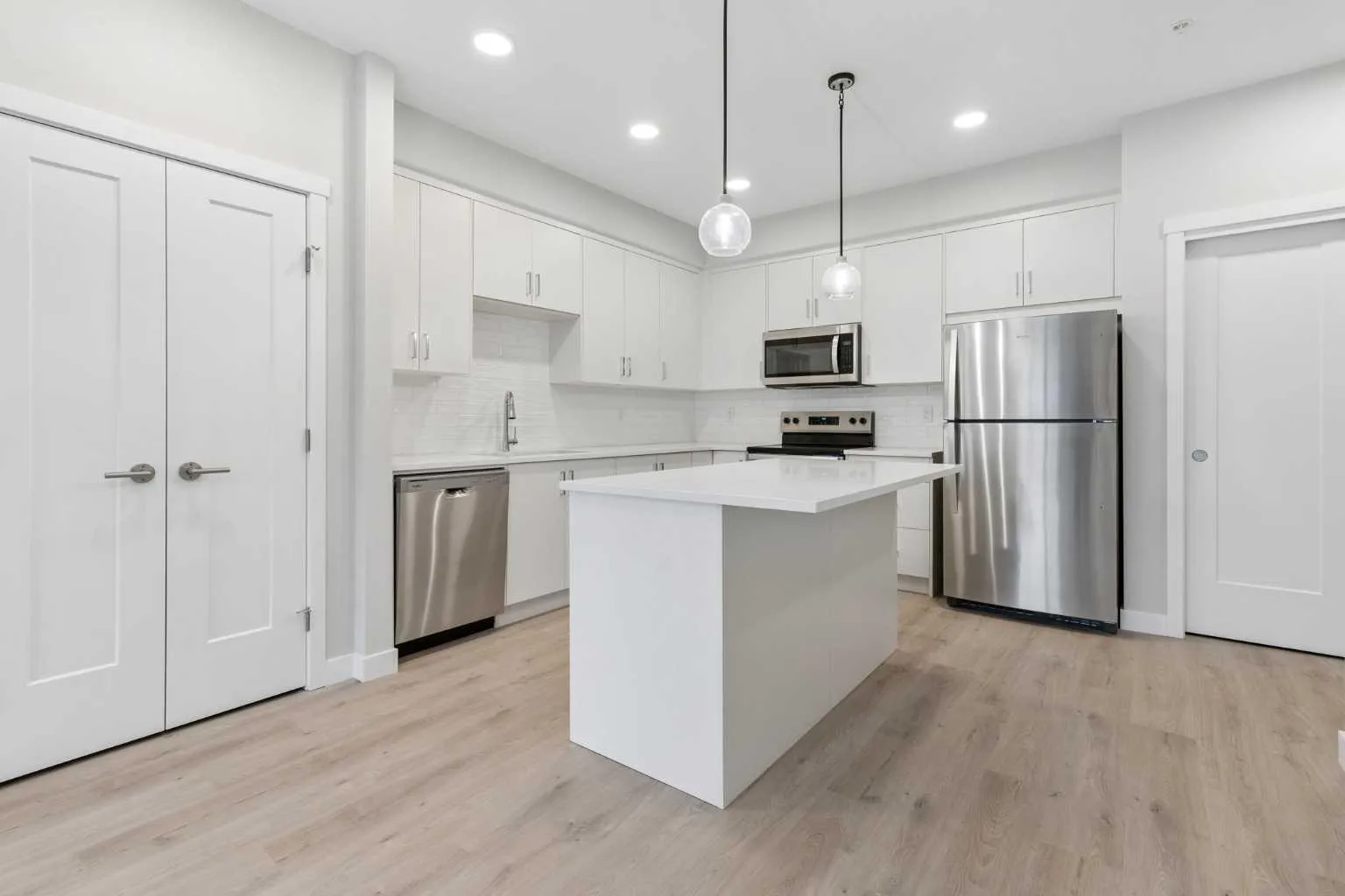 655 Shawnee Sw Square Unit 312, Calgary