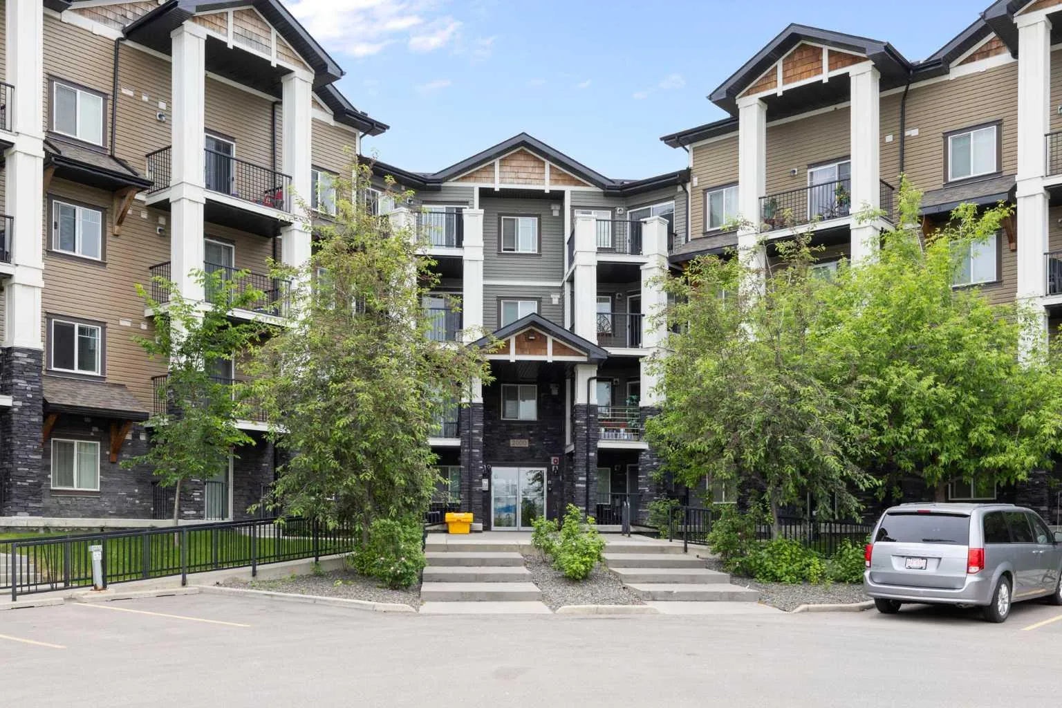 175 Panatella Hill Unit 2417, Calgary