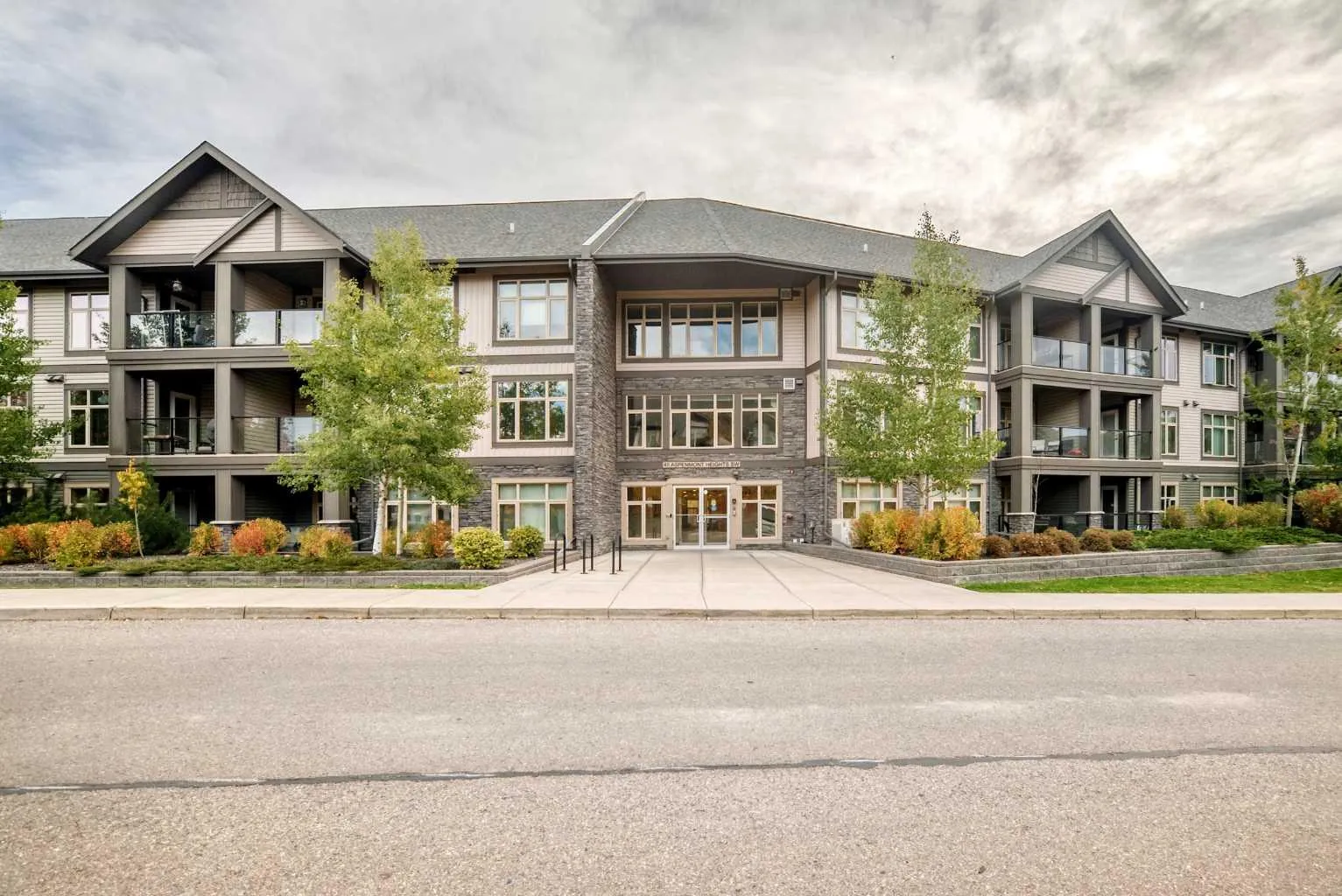 45 Aspenmont Sw Heights Unit 216, Calgary