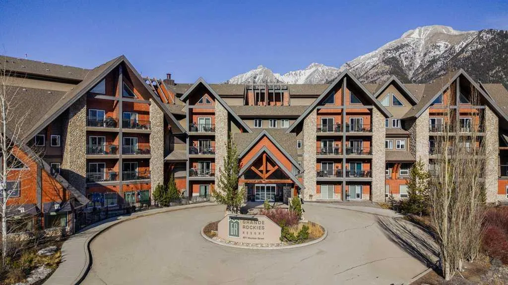 901 Mountain Street Unit 319, Canmore
