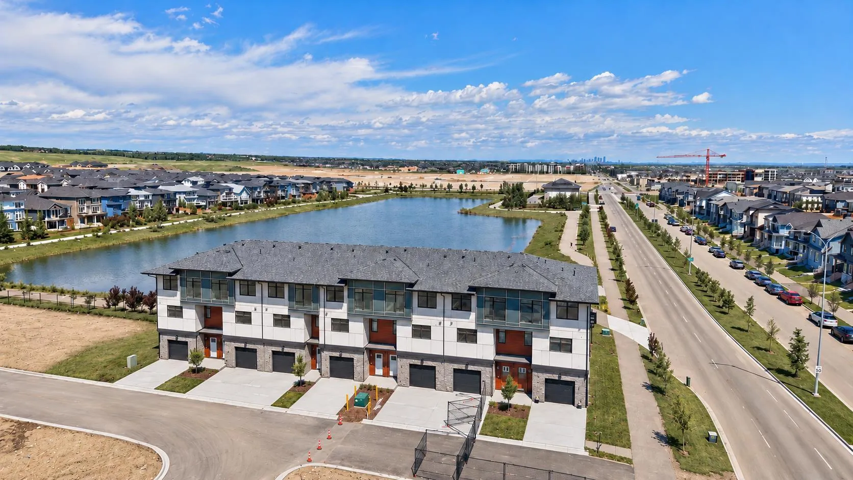 30 Creekside Sw Villas Unit 704, Calgary