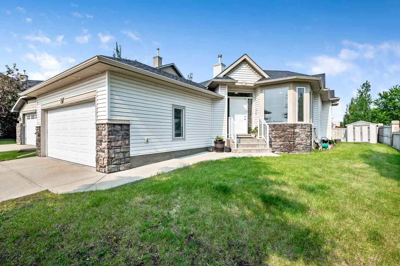 14 Cimarron Park Cove, Okotoks