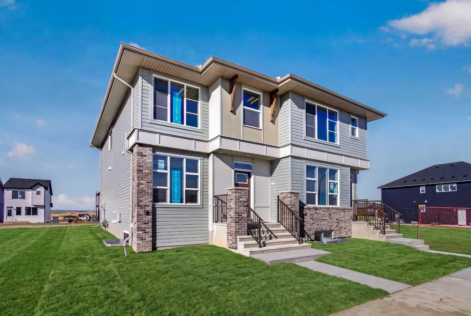727 Lucas Nw Boulevard, Calgary