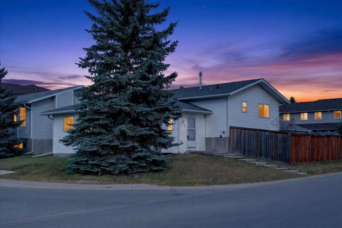 616 18 Se Street, High River