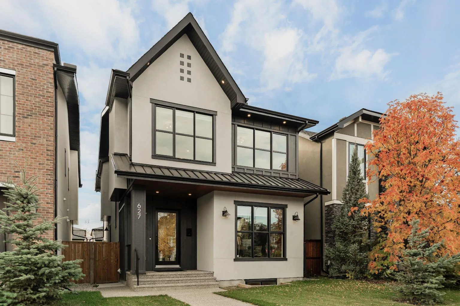 627 16 Nw Street, Calgary
