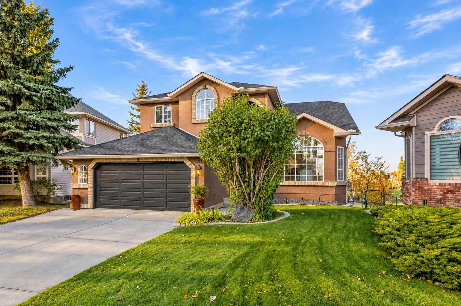 211 Douglasview Se Road, Calgary