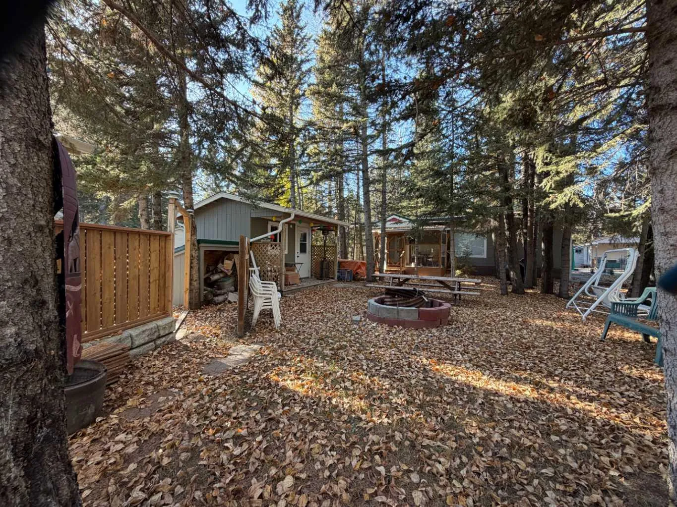 200 4 Sw Avenue Unit 20 & 21, Sundre