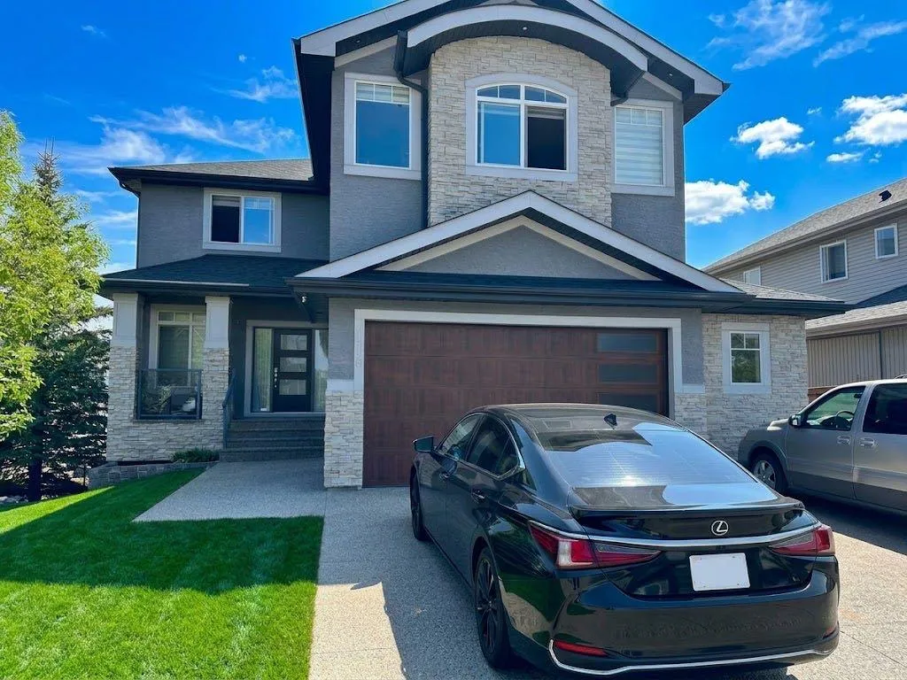 116 Kinniburgh Boulevard, Chestermere