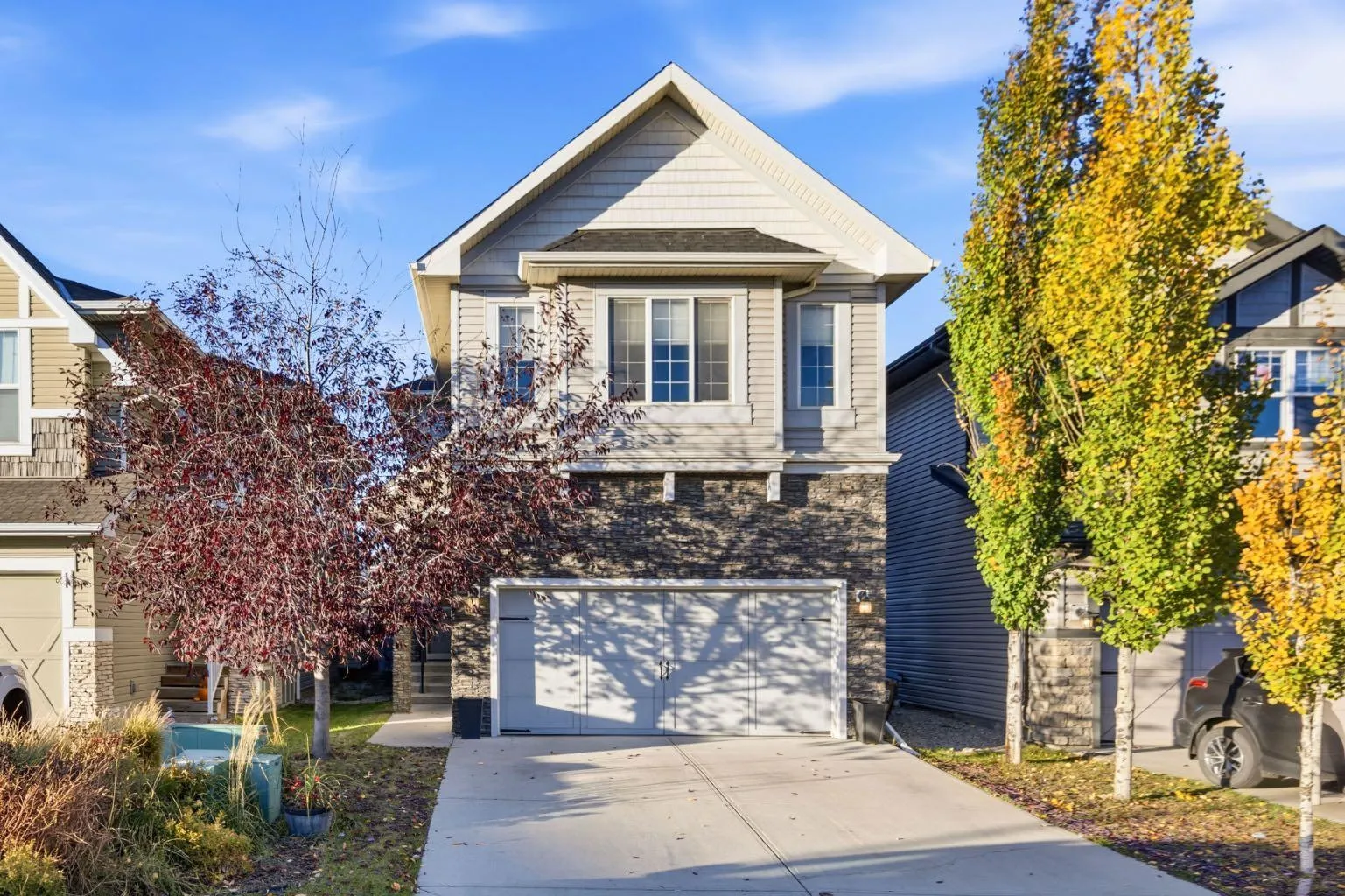 411 Hillcrest Sw Circle, Airdrie