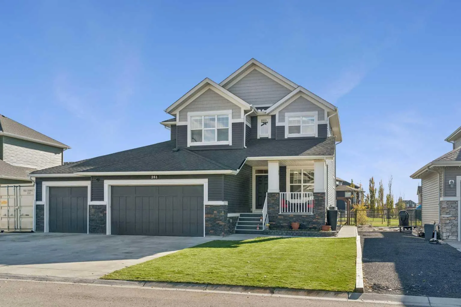 281 Boulder Creek Se Crescent, Langdon