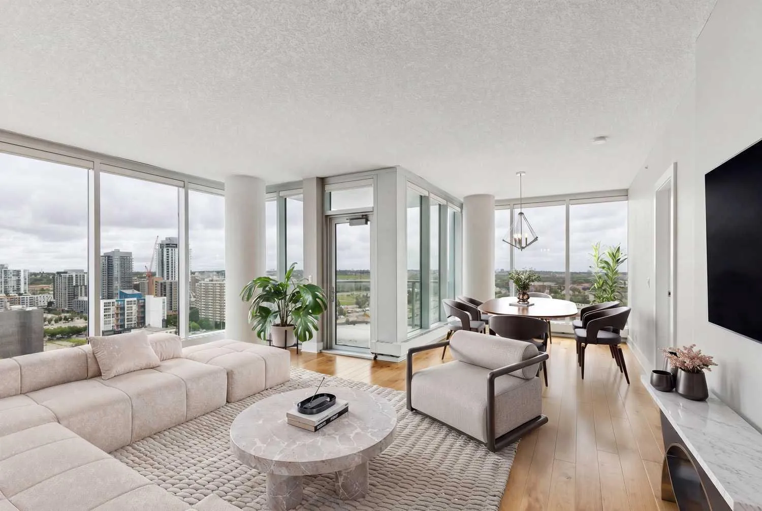 433 11 Se Avenue Unit 1901, Calgary
