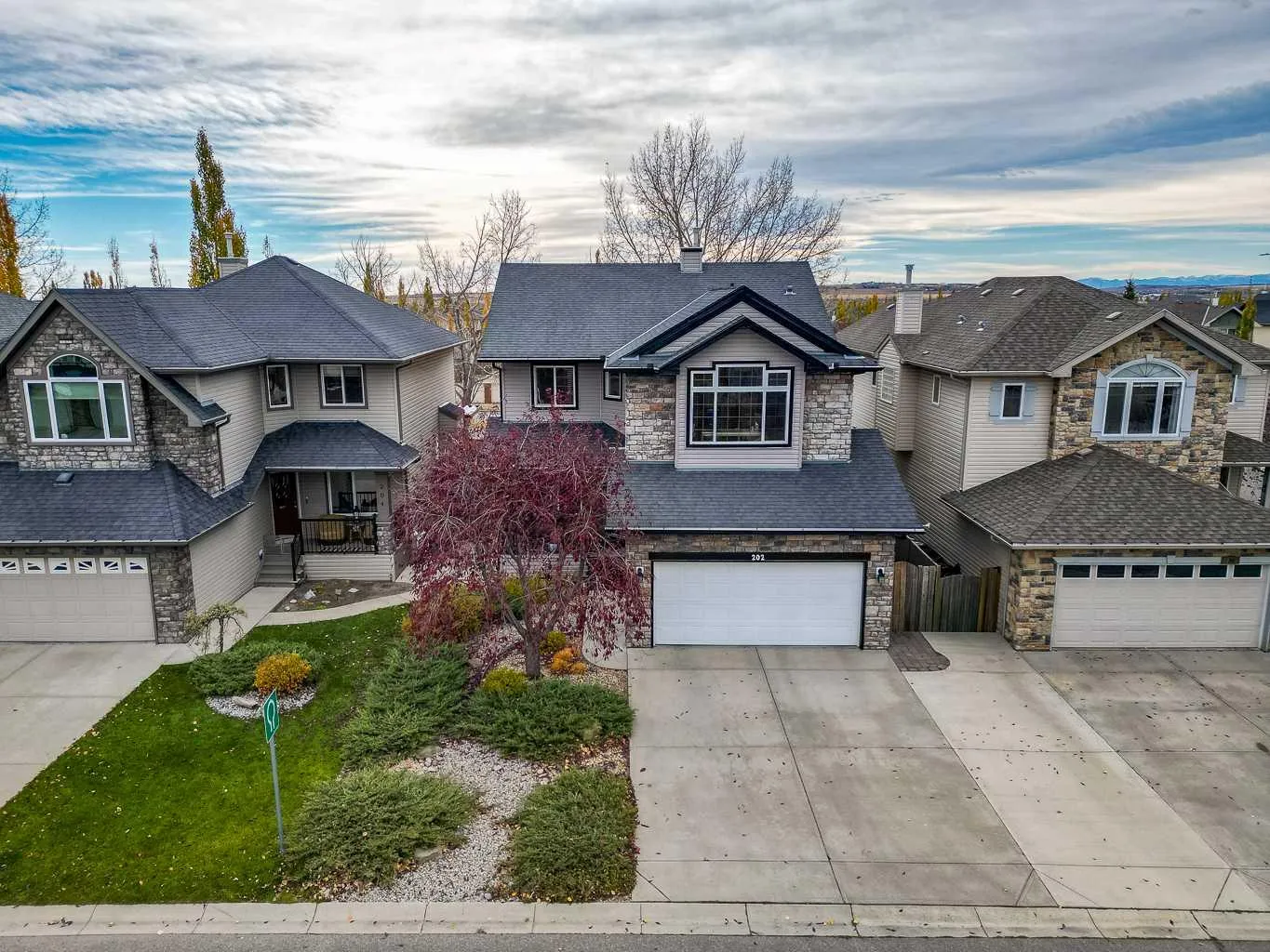 202 Crystal Green Place, Okotoks