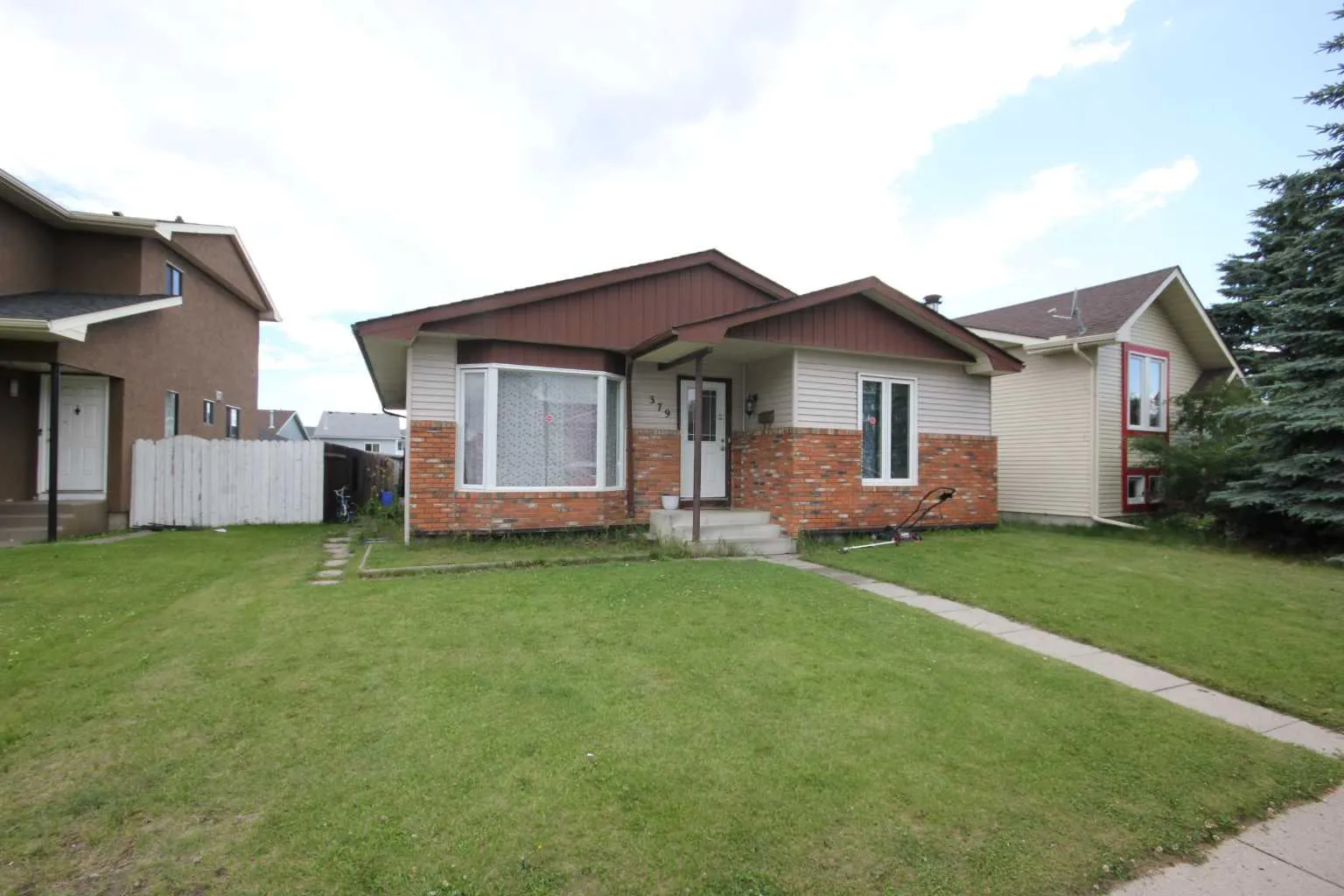 379 Falmere Ne Road, Calgary