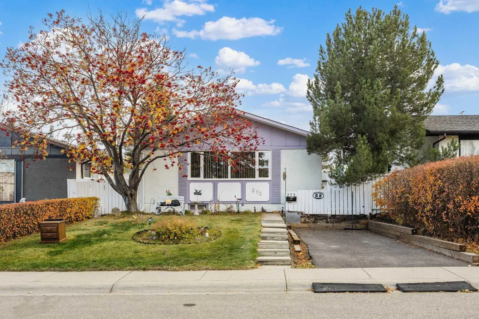 272 Huntington Ne Close, Calgary