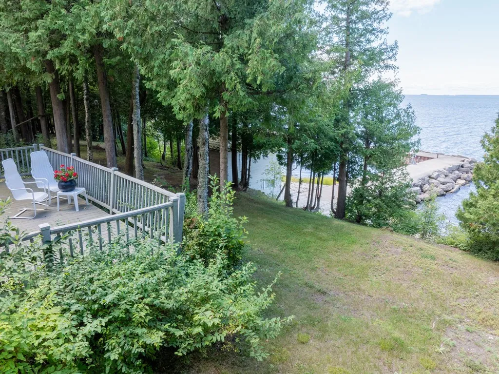 11149 Beach Rd, Sister Bay, Wisconsin 54234, 4 Bedrooms Bedrooms, ,2 BathroomsBathrooms,Waterfront-Residential,For Sale,Beach Rd,144488