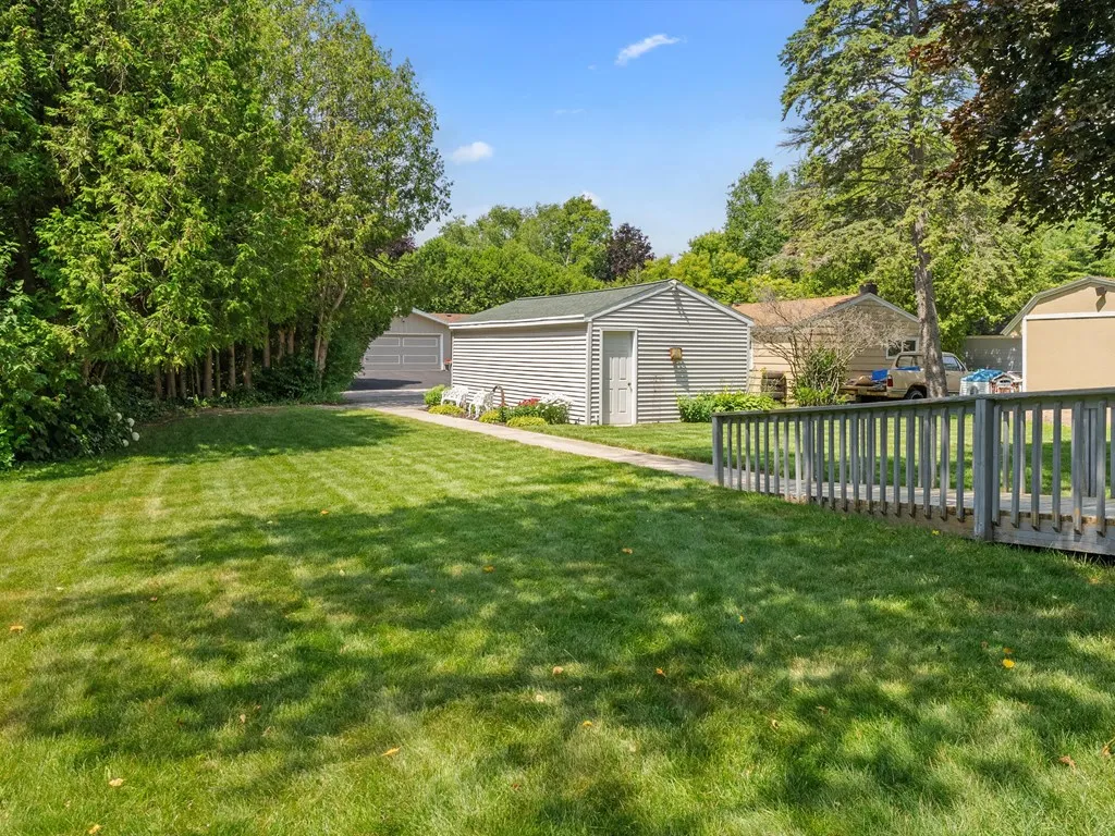 817 S 15th Ave, Sturgeon Bay, Wisconsin 54235, 4 Bedrooms Bedrooms, ,2 BathroomsBathrooms,Inland-Residential,For Sale,S 15th Ave,144287