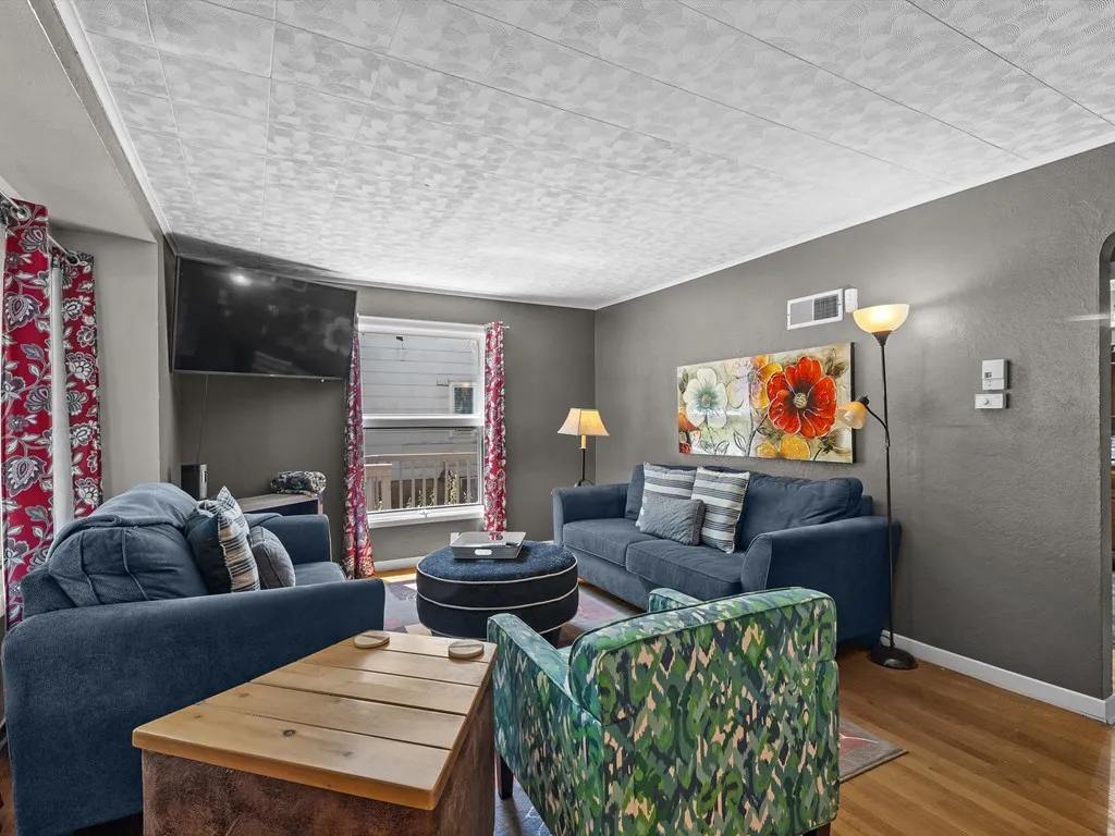 817 S 15th Ave, Sturgeon Bay, Wisconsin 54235, 4 Bedrooms Bedrooms, ,2 BathroomsBathrooms,Inland-Residential,For Sale,S 15th Ave,144287