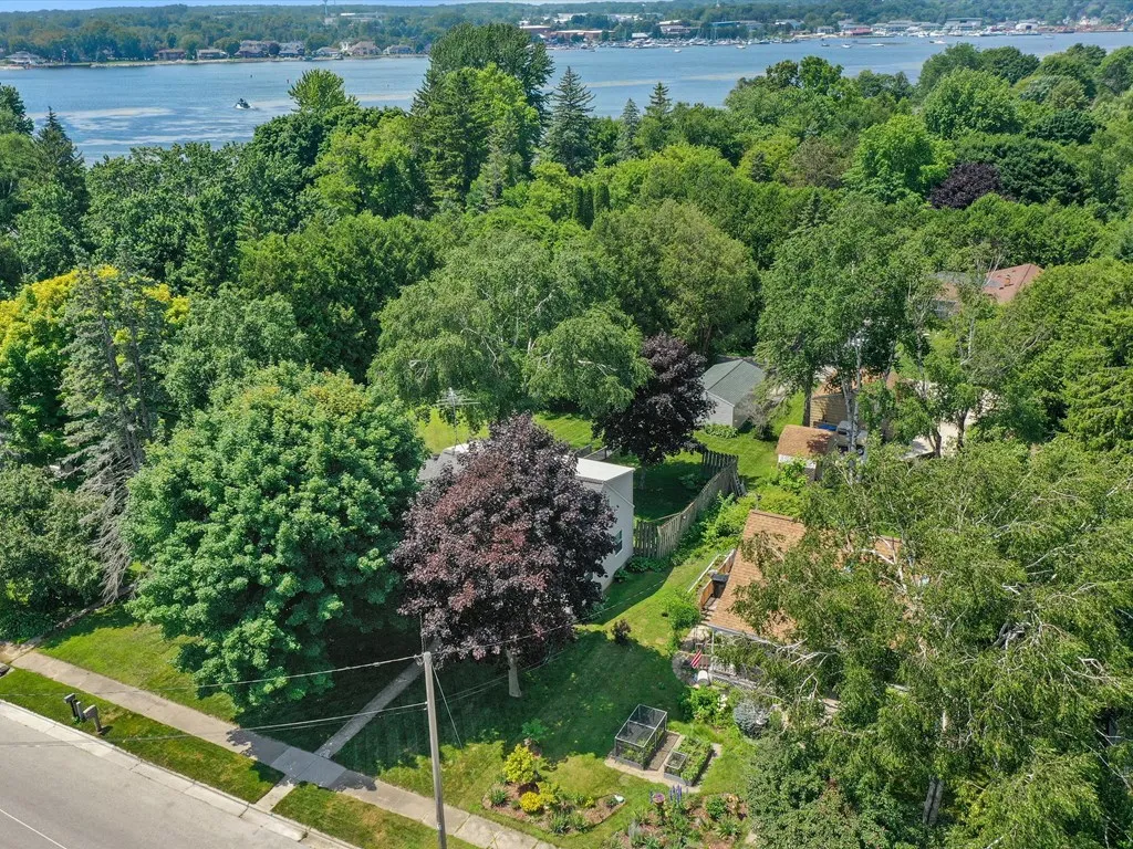 817 S 15th Ave, Sturgeon Bay, Wisconsin 54235, 4 Bedrooms Bedrooms, ,2 BathroomsBathrooms,Inland-Residential,For Sale,S 15th Ave,144287