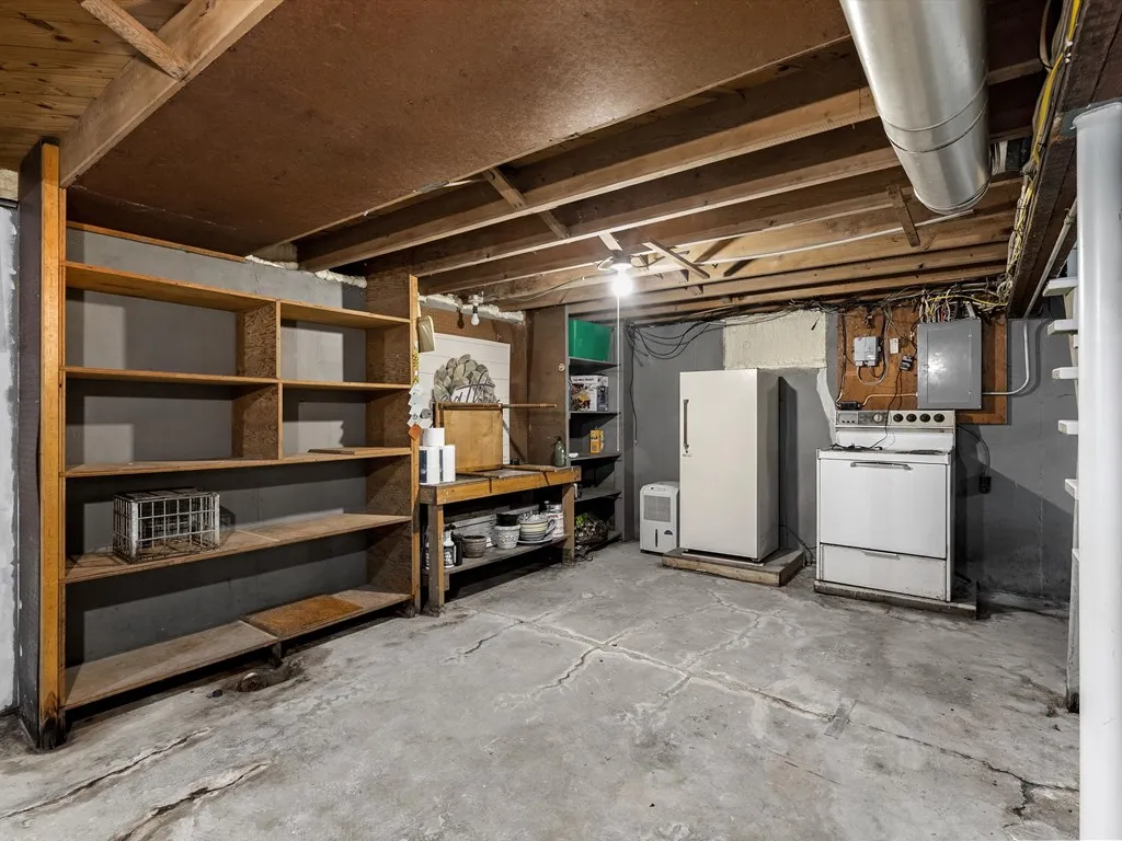 817 S 15th Ave, Sturgeon Bay, Wisconsin 54235, 4 Bedrooms Bedrooms, ,2 BathroomsBathrooms,Inland-Residential,For Sale,S 15th Ave,144287