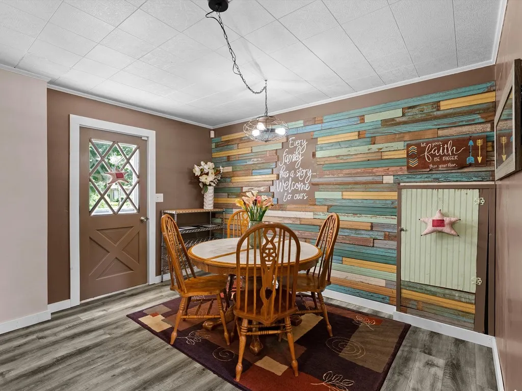 817 S 15th Ave, Sturgeon Bay, Wisconsin 54235, 4 Bedrooms Bedrooms, ,2 BathroomsBathrooms,Inland-Residential,For Sale,S 15th Ave,144287
