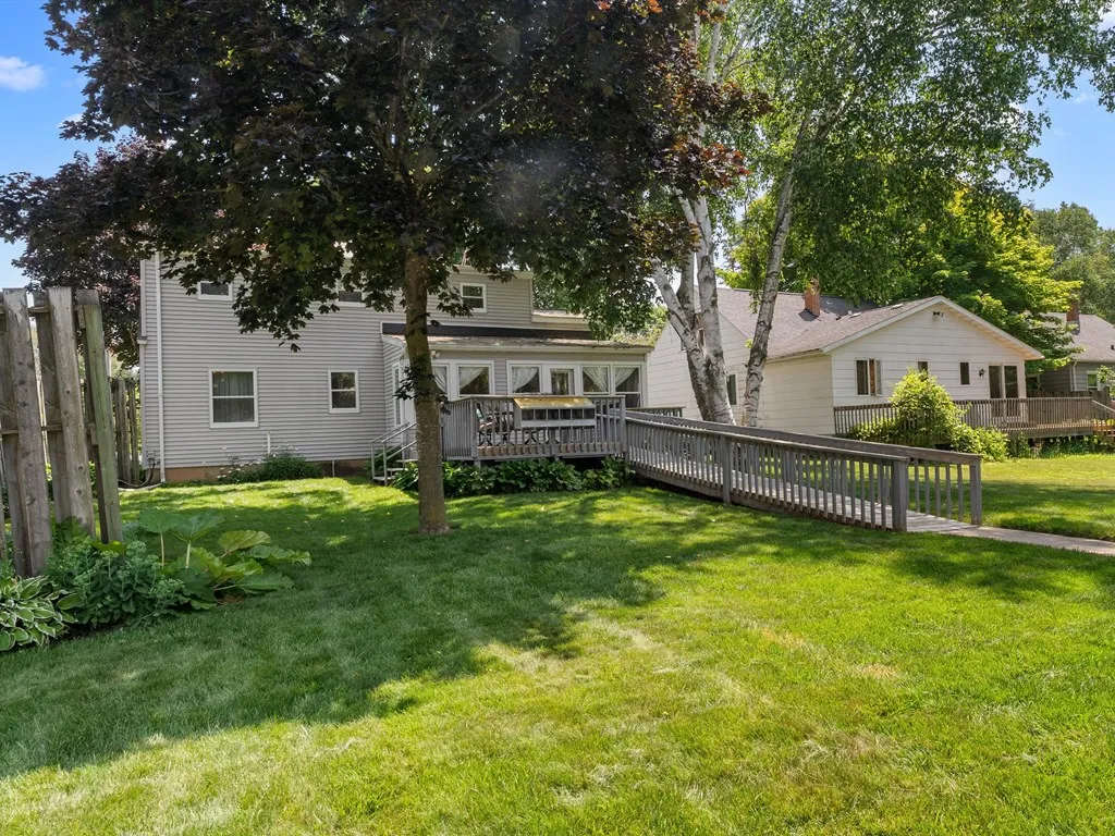 817 S 15th Ave, Sturgeon Bay, Wisconsin 54235, 4 Bedrooms Bedrooms, ,2 BathroomsBathrooms,Inland-Residential,For Sale,S 15th Ave,144287