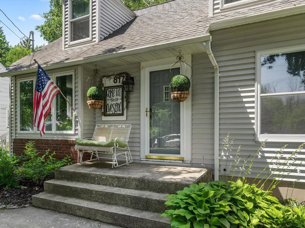 817 S 15th Ave, Sturgeon Bay, Wisconsin 54235, 4 Bedrooms Bedrooms, ,2 BathroomsBathrooms,Inland-Residential,For Sale,S 15th Ave,144287