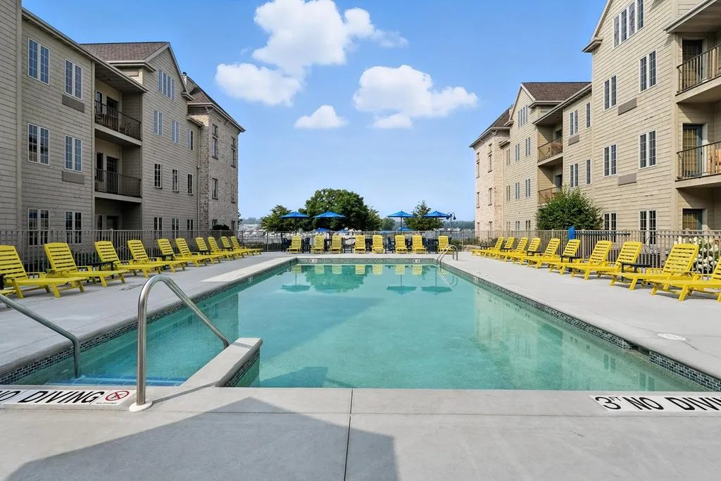 107 N 1st Ave, Sturgeon Bay, Wisconsin 54235, 2 Bedrooms Bedrooms, ,2 BathroomsBathrooms,Condominium,For Sale,N 1st Ave,144425