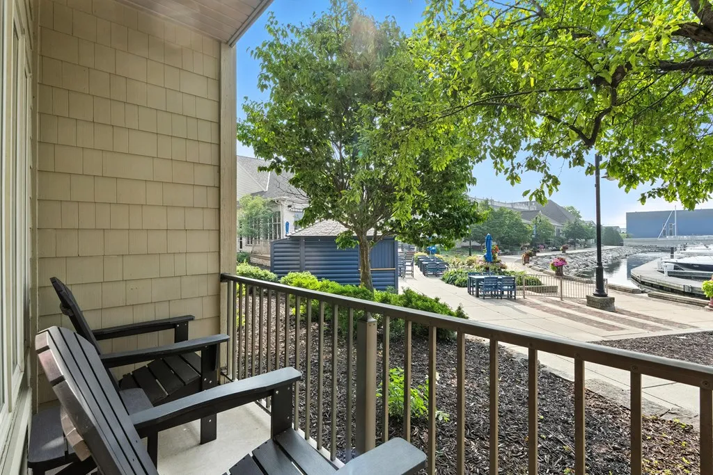 107 N 1st Ave, Sturgeon Bay, Wisconsin 54235, 2 Bedrooms Bedrooms, ,2 BathroomsBathrooms,Condominium,For Sale,N 1st Ave,144425