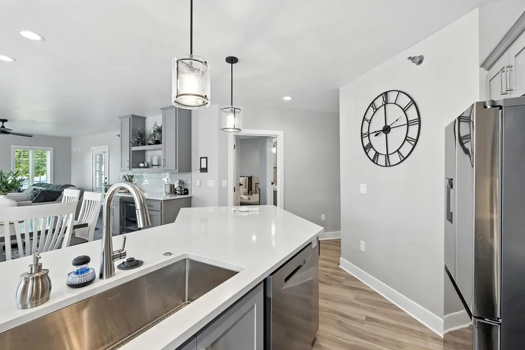 107 N 1st Ave, Sturgeon Bay, Wisconsin 54235, 2 Bedrooms Bedrooms, ,2 BathroomsBathrooms,Condominium,For Sale,N 1st Ave,144425