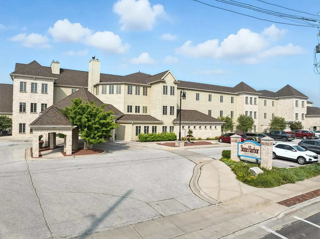 107 N 1st Ave, Sturgeon Bay, Wisconsin 54235, 2 Bedrooms Bedrooms, ,2 BathroomsBathrooms,Condominium,For Sale,N 1st Ave,144425