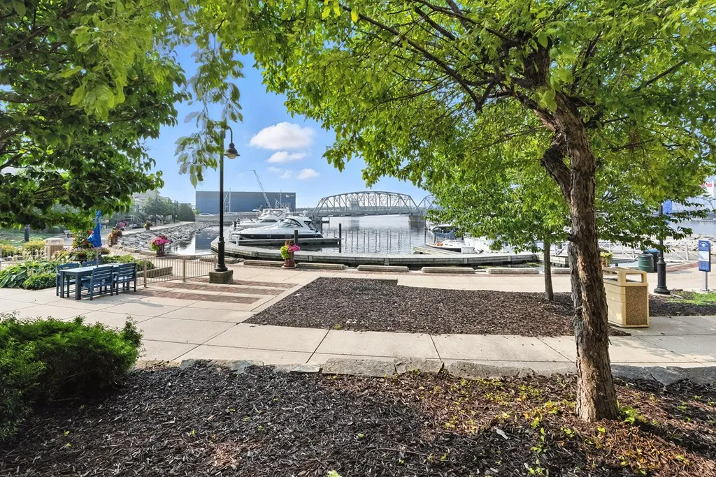 107 N 1st Ave, Sturgeon Bay, Wisconsin 54235, 2 Bedrooms Bedrooms, ,2 BathroomsBathrooms,Condominium,For Sale,N 1st Ave,144425